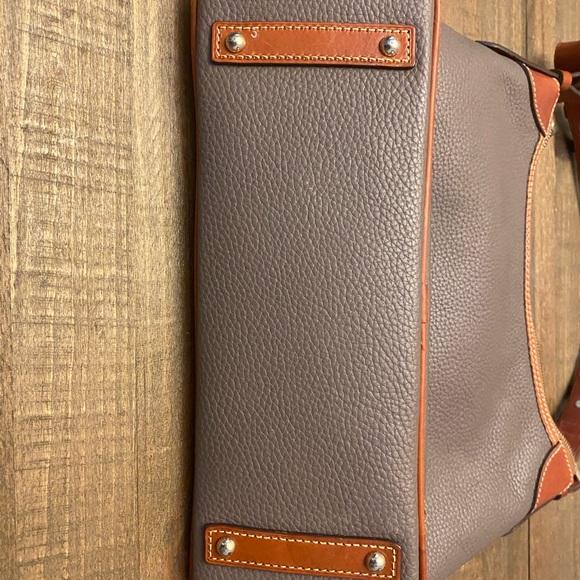 Dooney & Bourke Hobo - Picture 3 of 10